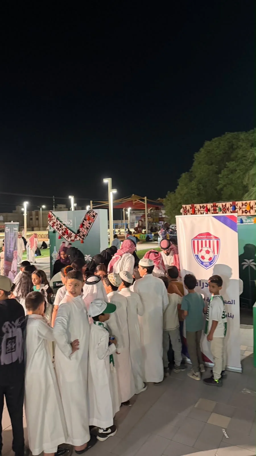 حضور في فعالية مجتمعية، من صور المشروع.